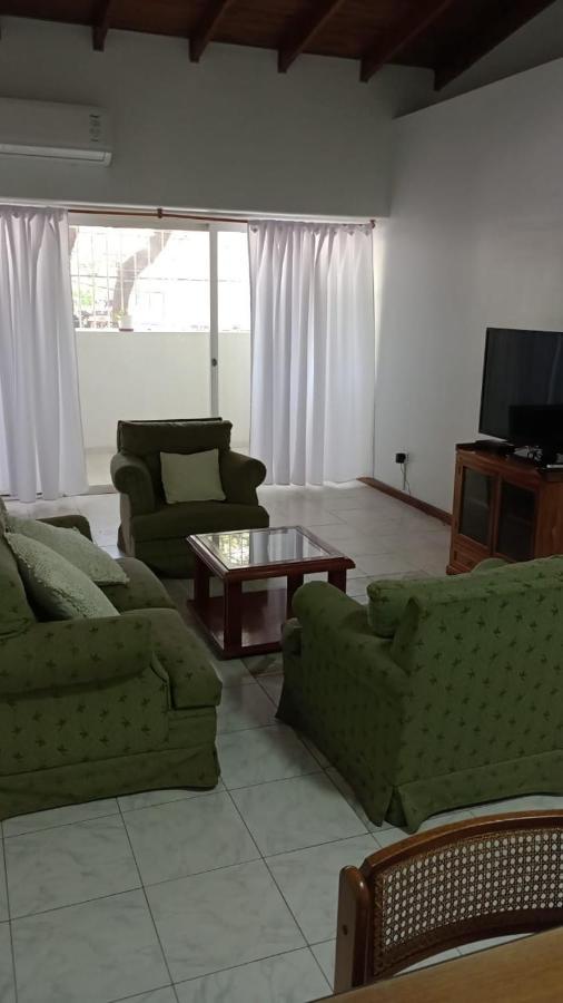 Apartamento Departamento, amplio, luminoso y excelente ubicación Mendoza Exterior foto